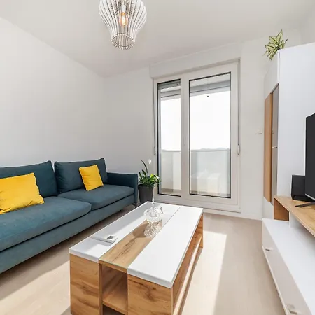 Vibes By Belmont Realty * Zadar