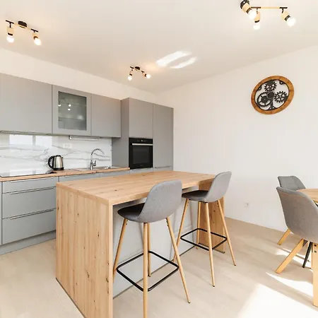 Vibes By Belmont Realty * Zadar