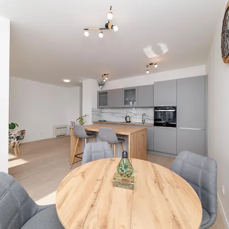 Vibes By Belmont Realty Апартаменты Задар