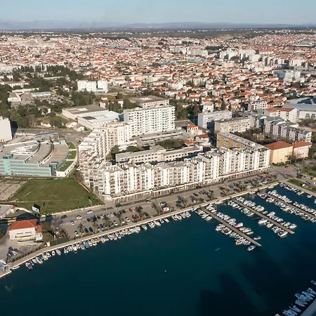 Lägenhet Vibes By Belmont Realty